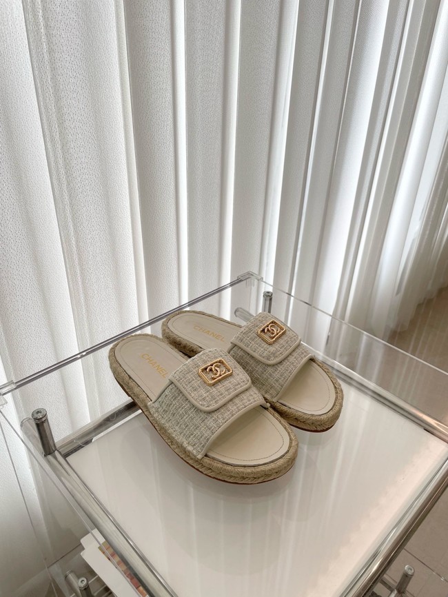 Chanel Slippers 55259-4