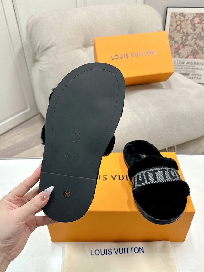 Louis Vuitton Slippers 55260-1