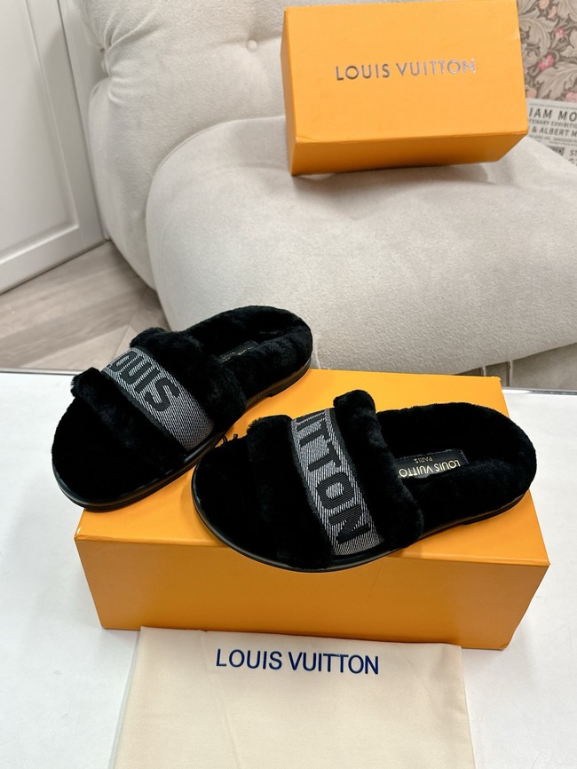 Louis Vuitton Slippers 55260-1