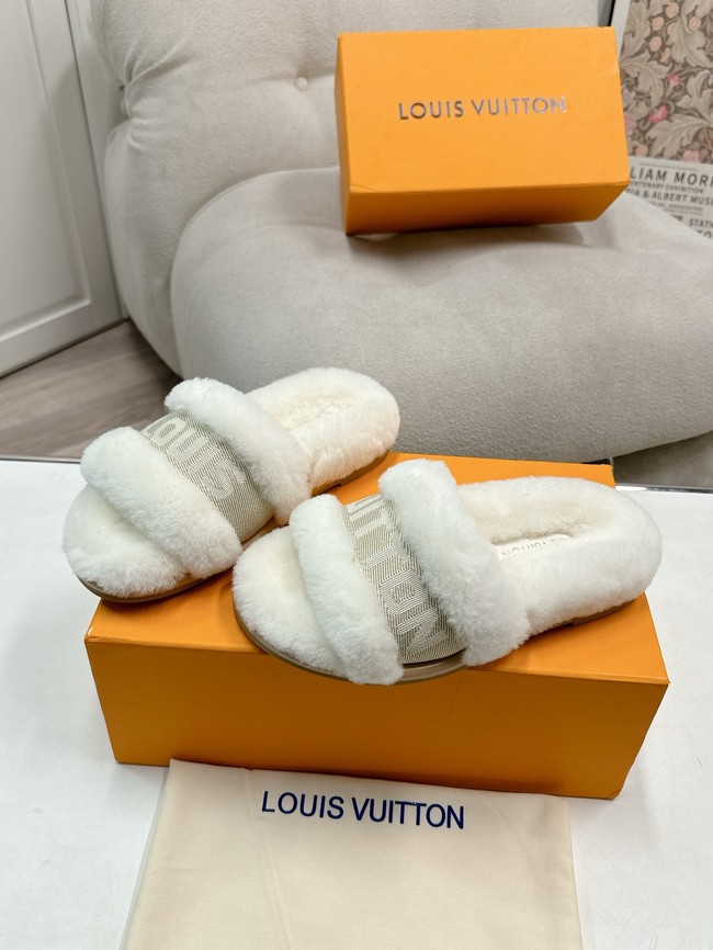 Louis Vuitton Slippers 55260-2