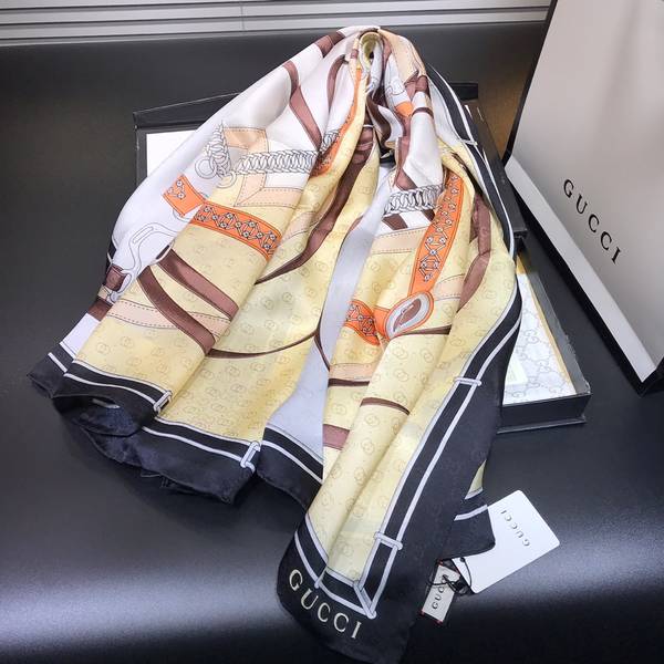 Gucci Scarf GUC00375