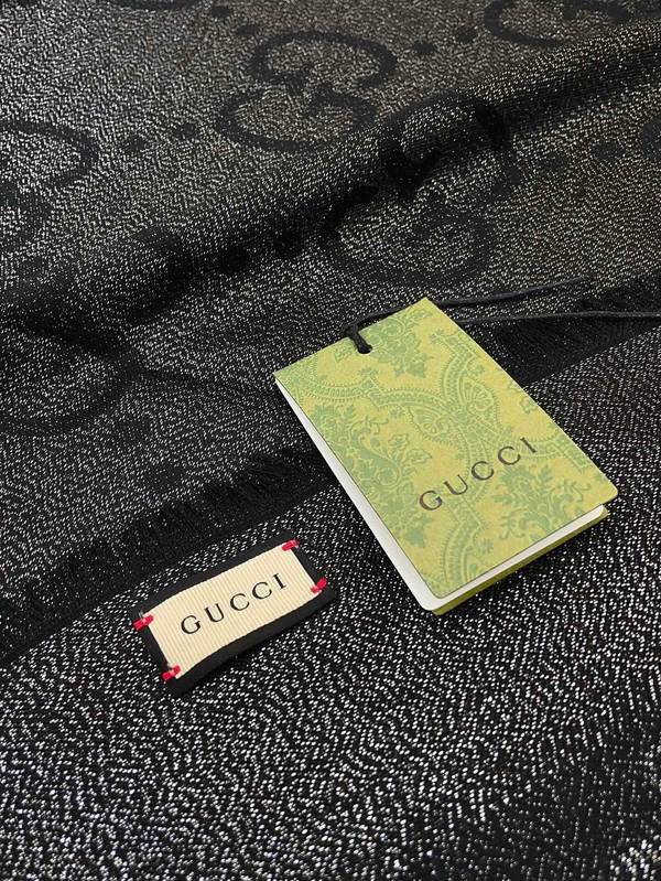 Gucci Scarf GUC00394