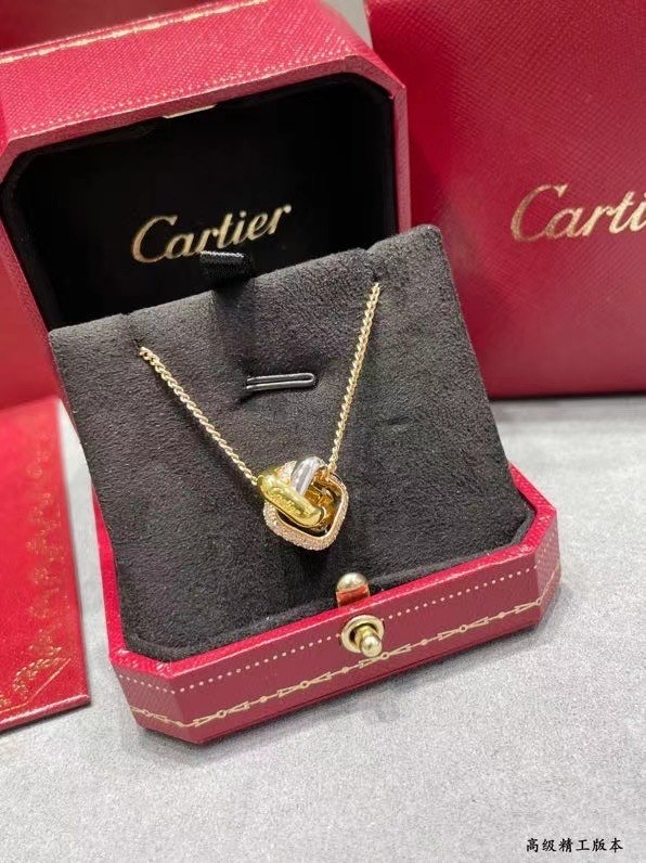 Cartier necklace CE15367