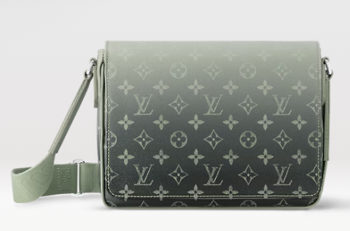 Louis Vuitton District PM M11593 Khaki Green