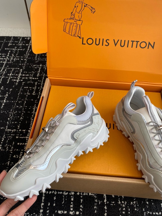 Louis Vuitton Sneakers 55301-3