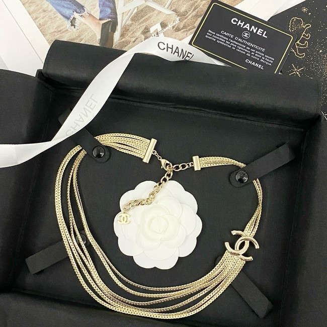 Chanel necklace CE15489