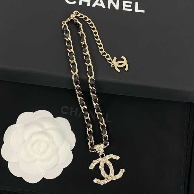 Chanel necklace CE15492