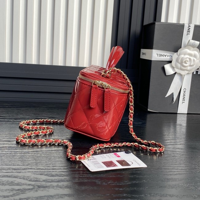 Chanel Patent CLUTCH WITH CHAIN AP2199 red