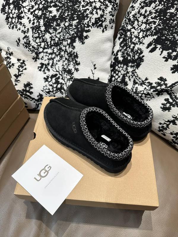 UGG Couple Shoes UGS00190