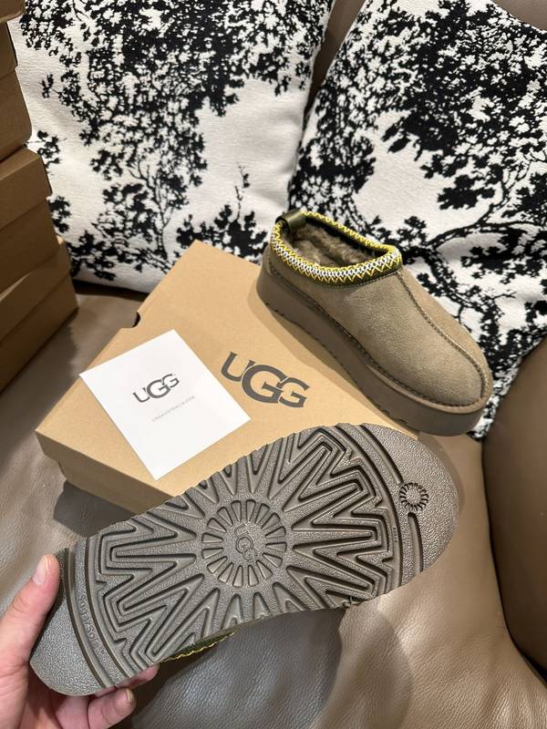 UGG Couple Shoes UGS00194