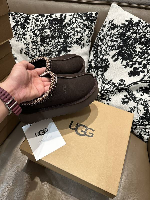 UGG Couple Shoes UGS00195