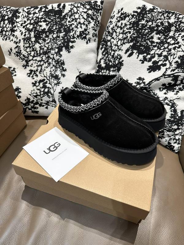 UGG Couple Shoes UGS00196