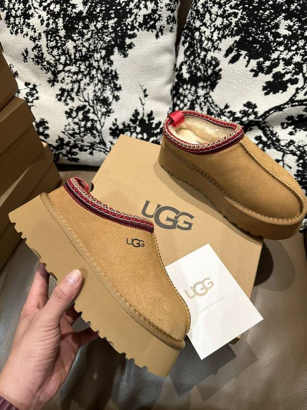 UGG Couple Shoes UGS00198