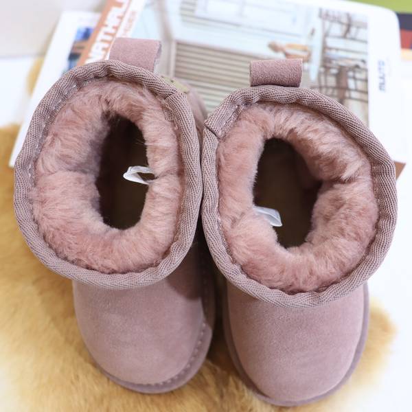 UGG Children