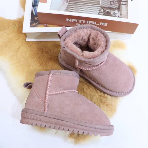 UGG Children