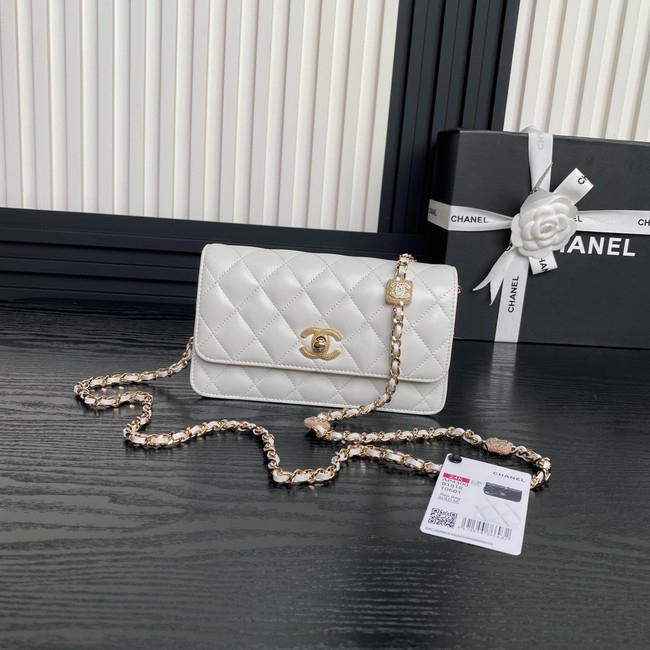 Chanel WALLET ON CHAIN AP4300 white