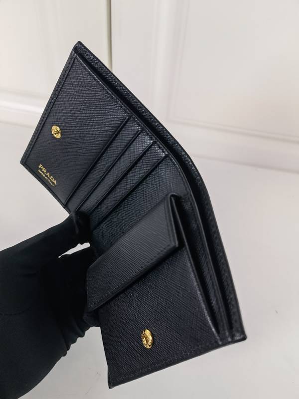 Prada Wallet PRW00003