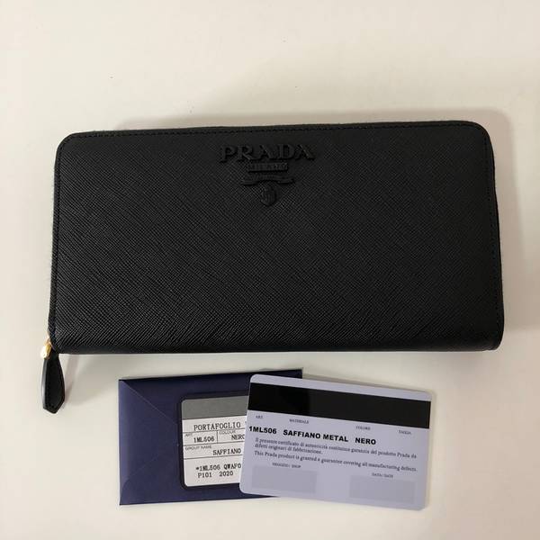 Prada Wallet PRW00015