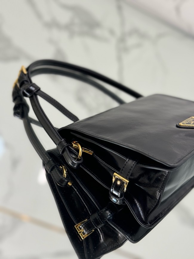 Prada Leather shoulder bag 1BD082 black