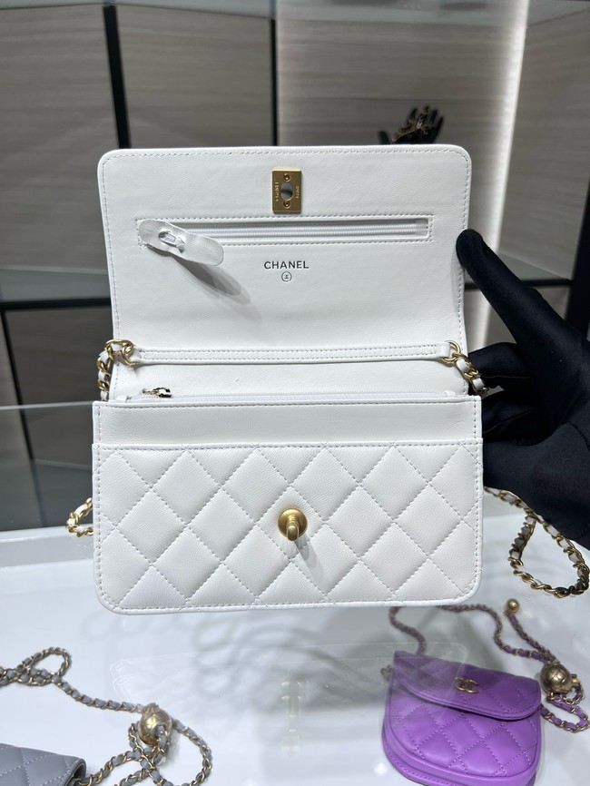 Chanel CLASSIC WALLET ON CHAIN AP1450 white