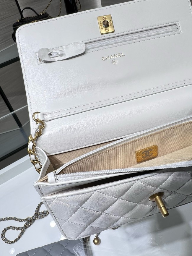 Chanel CLASSIC WALLET ON CHAIN AP1450 white