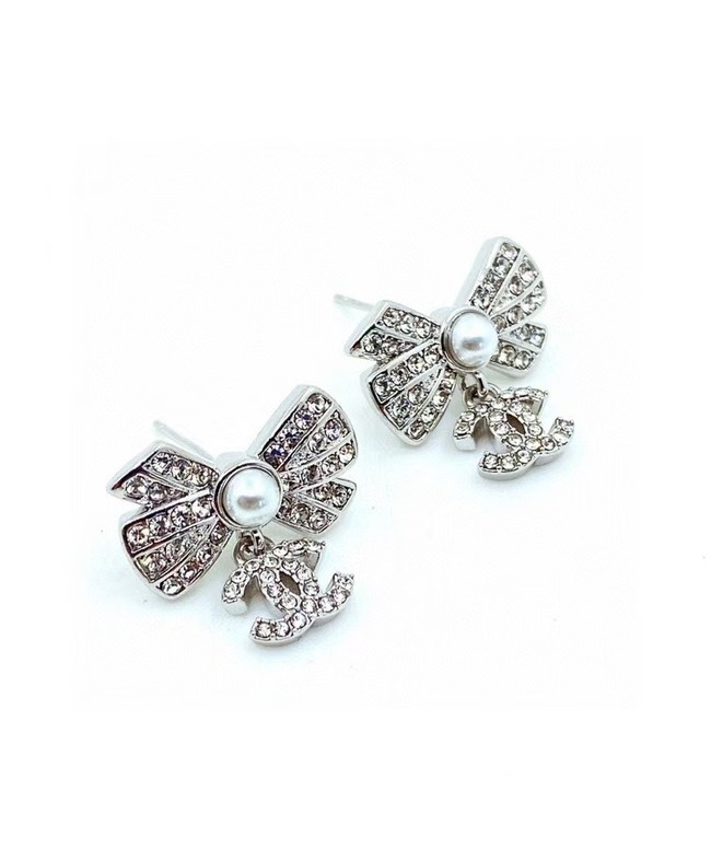 Chanel Earrings CE15641