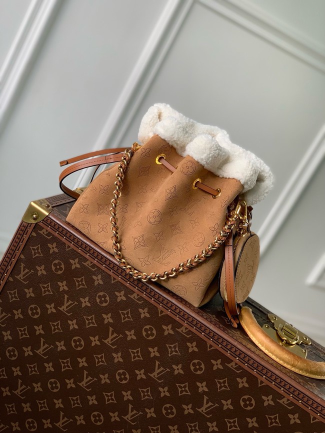 Louis Vuitton Bella M11839 Beige