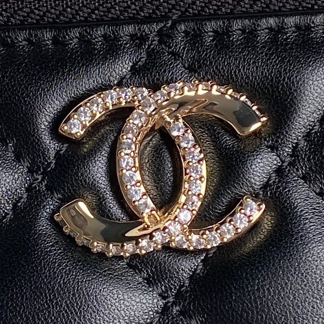 Chanel CLUTCH WITH CHAIN AP4317 BLACK