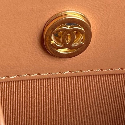 Chanel SMALL SHOPPING BAG AS5215 Camel