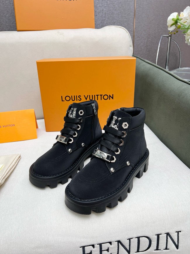 Louis Vuitton WOMENS SHORT BOOTS 55727-3