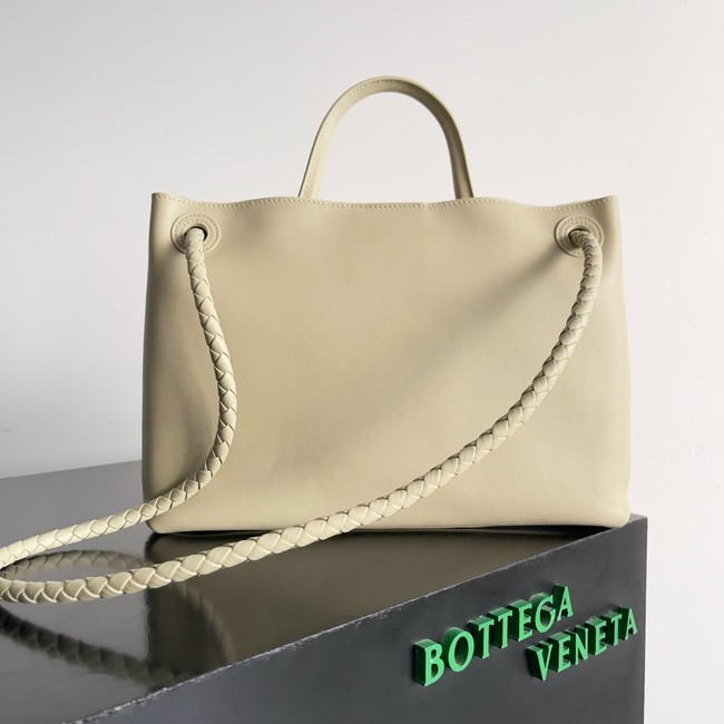 Bottega Veneta Andiamo Silky calfskin 810214 Natural