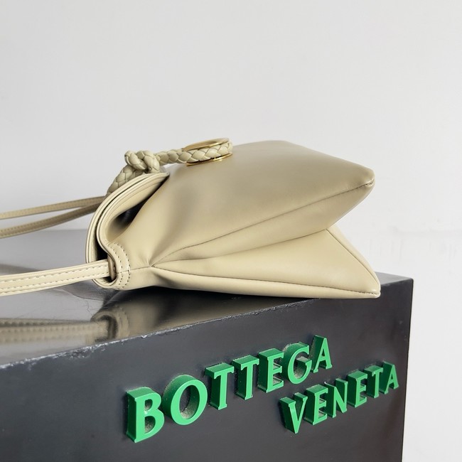 Bottega Veneta Small Liberta 806030 Light butterscotch