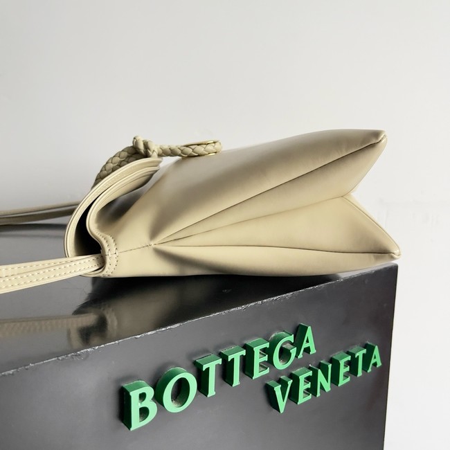 Bottega Veneta Liberta 806034 light yellow