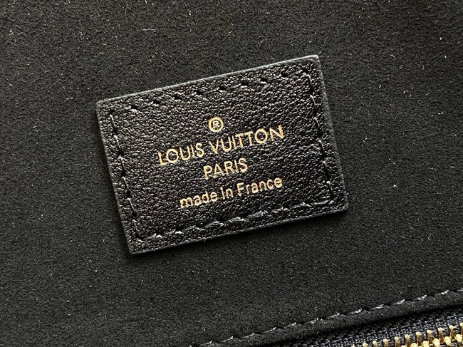 Louis Vuitton Nova MM M13137 Black