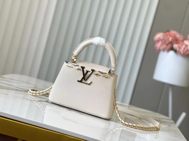 Louis Vuitton Capucines Mini M48864 white