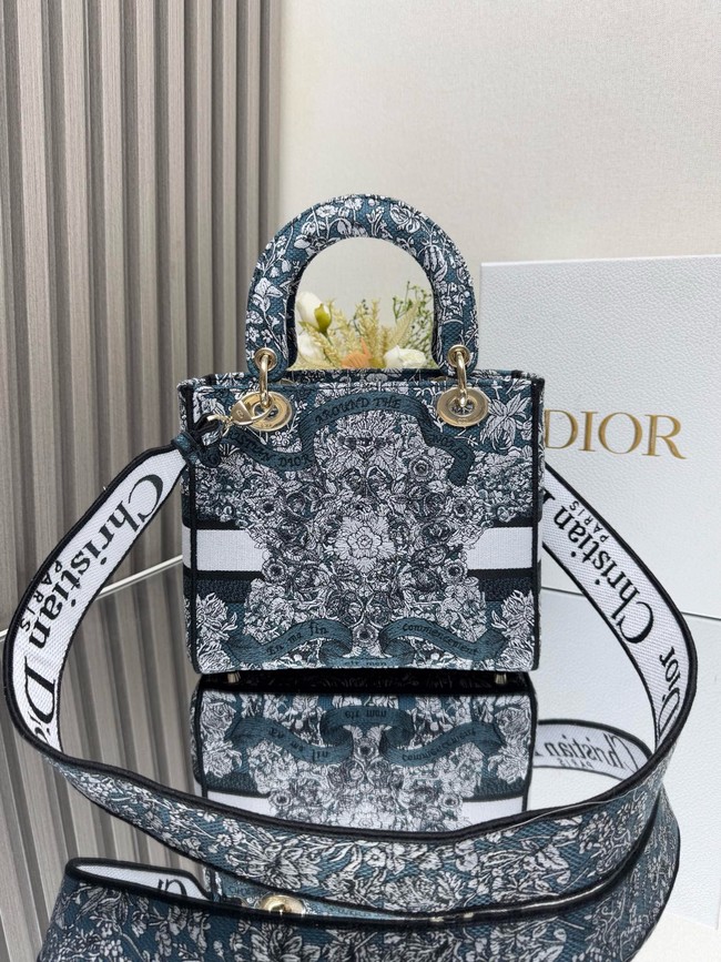 DIOR Medium Blue Embroidery with White Miss M0565OT