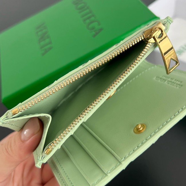 Bottega Veneta Intrecciato Small Bi-Fold Wallet 742330 green