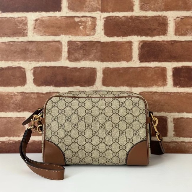 Gucci GG EMBLEM SMALL CROSSBODY BAG 821155 Brown