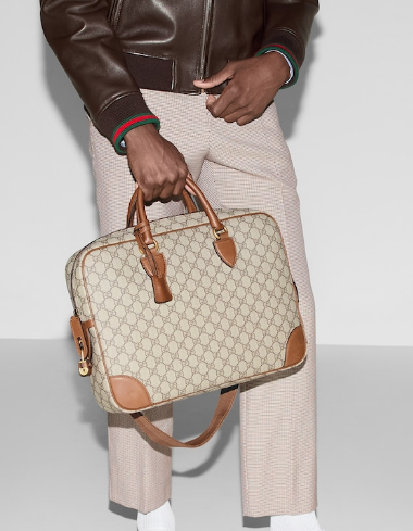 Gucci GG EMBLEM MEDIUM BRIEFCASE 821149 Brown