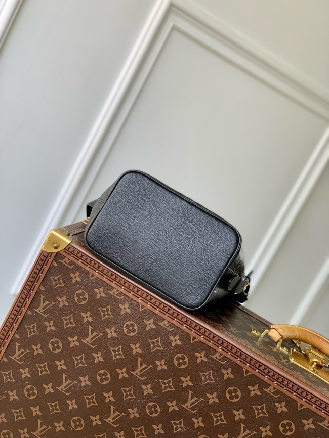 Louis Vuitton Bella M13840 black