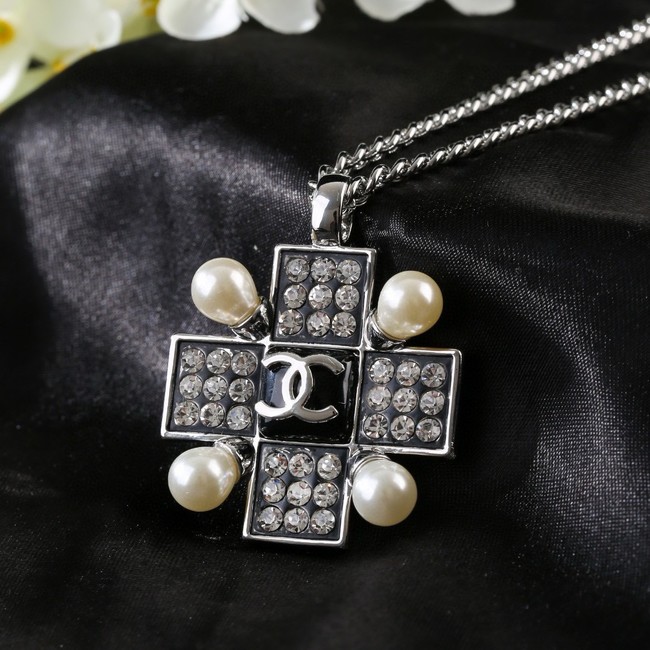 Chanel Necklace CE15966