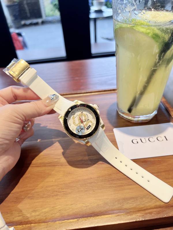 Gucci Watch GUW00129