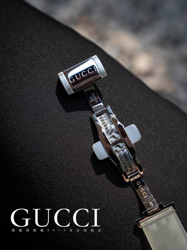 Gucci Watch GUW00137