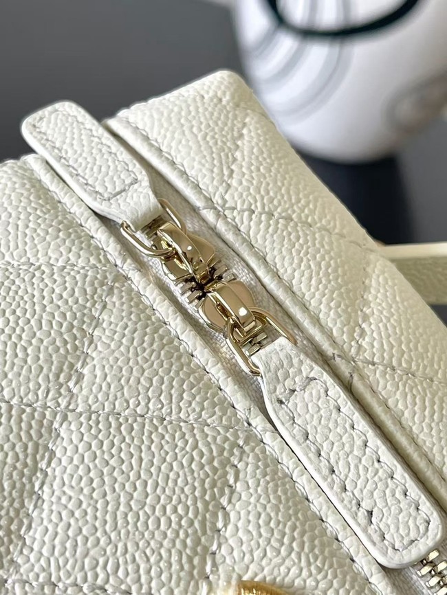 Chanel CLUTCH WITH CHAIN AP4483 WHITE