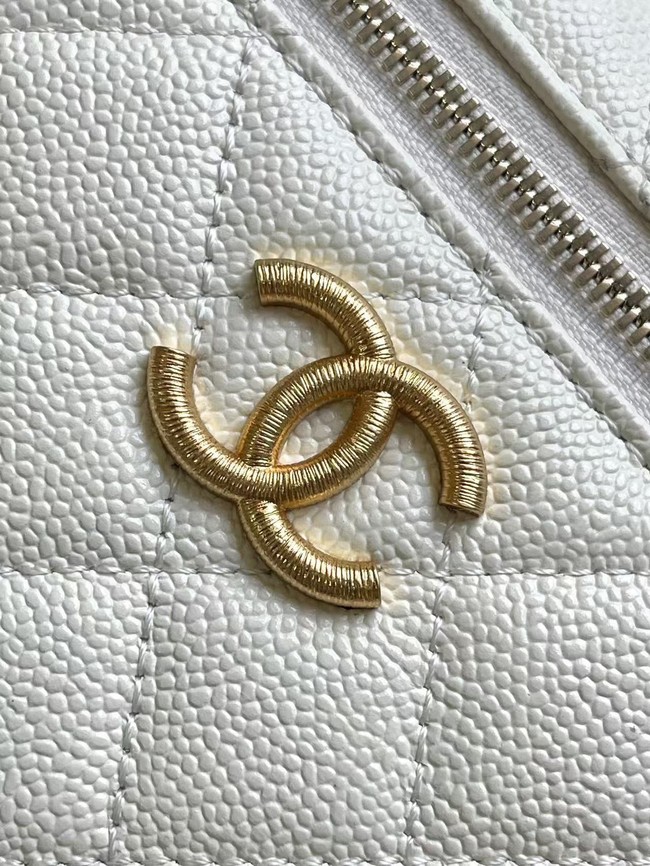 Chanel CLUTCH WITH CHAIN AP4483 WHITE