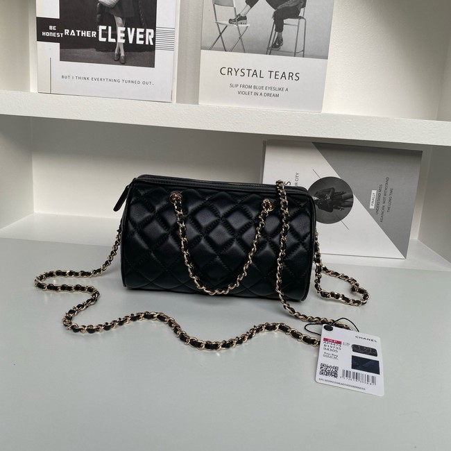 CHANEL CLUTCH WITH CHAIN AP4474 BLACK