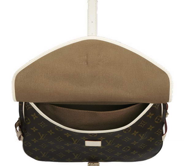 Louis Vuitton Monogram Canvas Saumur MM M40710